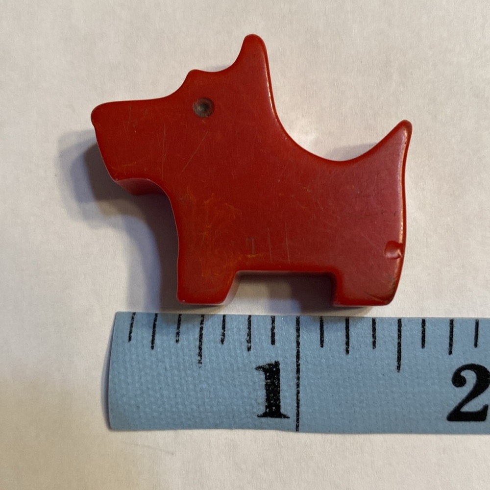 Vintage Bakelite Red Scottie Dog Pencil Sharpener - Picture 9 of 12